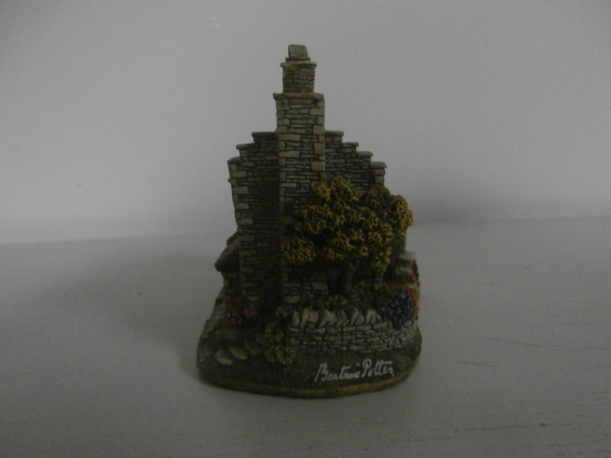 LILLIPUT LANE 'THE WORLD OF BEATRIX POTTER' ROSE CASTLE