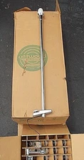 NOS~ATTWOOD 91039B2 24" STERN LIGHT ASSY LIGHT AND BASE