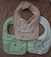 Neat Solutions Baby Bibs Girls Lot Of 3 Barely Used Drool Bibs Embroidered