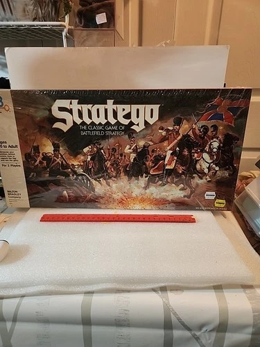 vintage Milton Bradley Stratego board game. 1986 Unopened