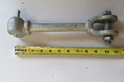 F327305  MACLEAN Power Systems Socket Cleve  H.L. Clevis Galvanized