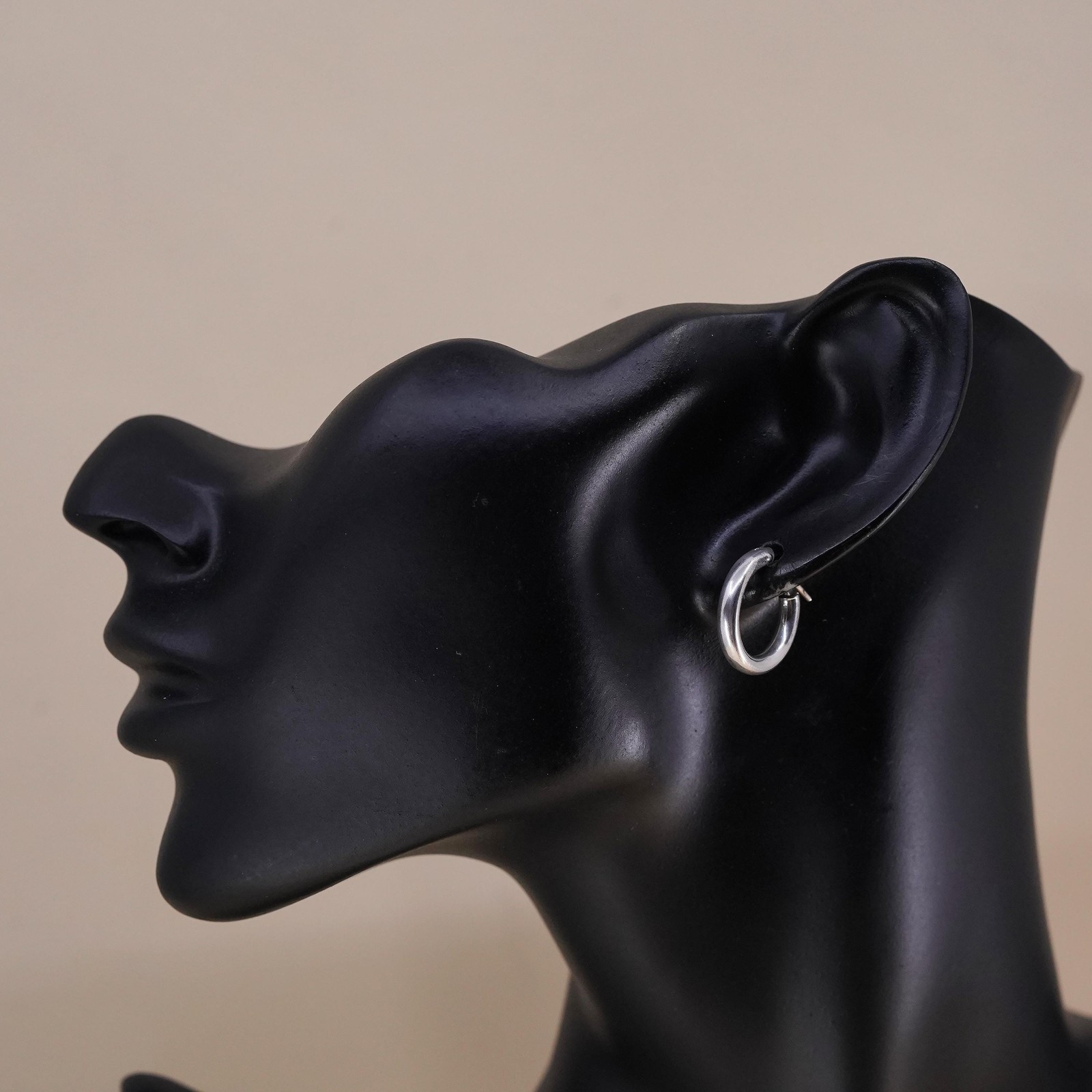 SINGLE EARRING 0.75", sterling silver loop minima… - image 2