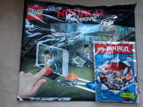 LEGO NINJAGO MOVIE MAKER ACTIVITY PACK MINIFIG JAY NJO348 BACKDROP PHONE STAND - Picture 3 of 10