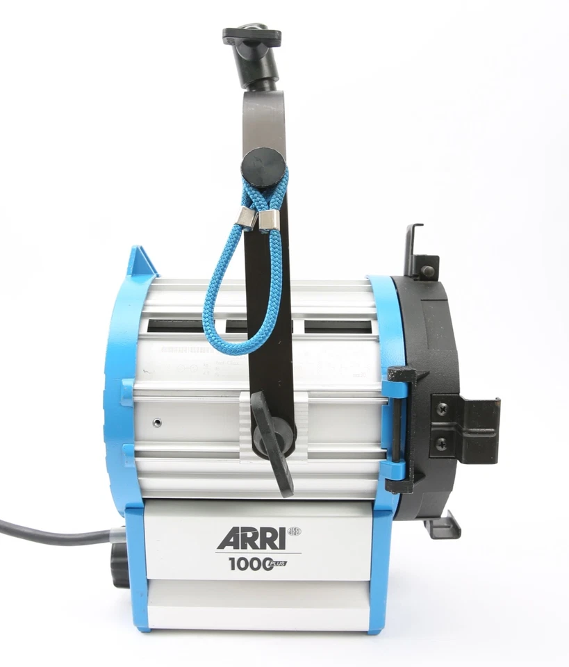 ARRI 1000 PLUS Fresnel, 1000W Tungsten Lighting With Barn Doors - Image 4 of 4