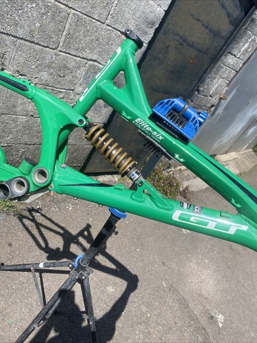 Cuadro de suspensión completa GT Force Elite 6 47 cm para usar con rueda de freno de disco de 26” 1 1/8 BSA - Imagen 8 de 18