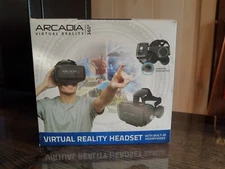 Arcadia 360 Virtual Reality Headset Smartphone VR Headset White