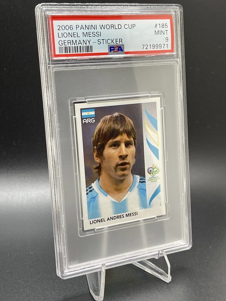 Panini Lionel Messi 2006 PSA 9 1ª Copa del Mundo Novato Pegatina RARA Argentina Foto 4 de 4
