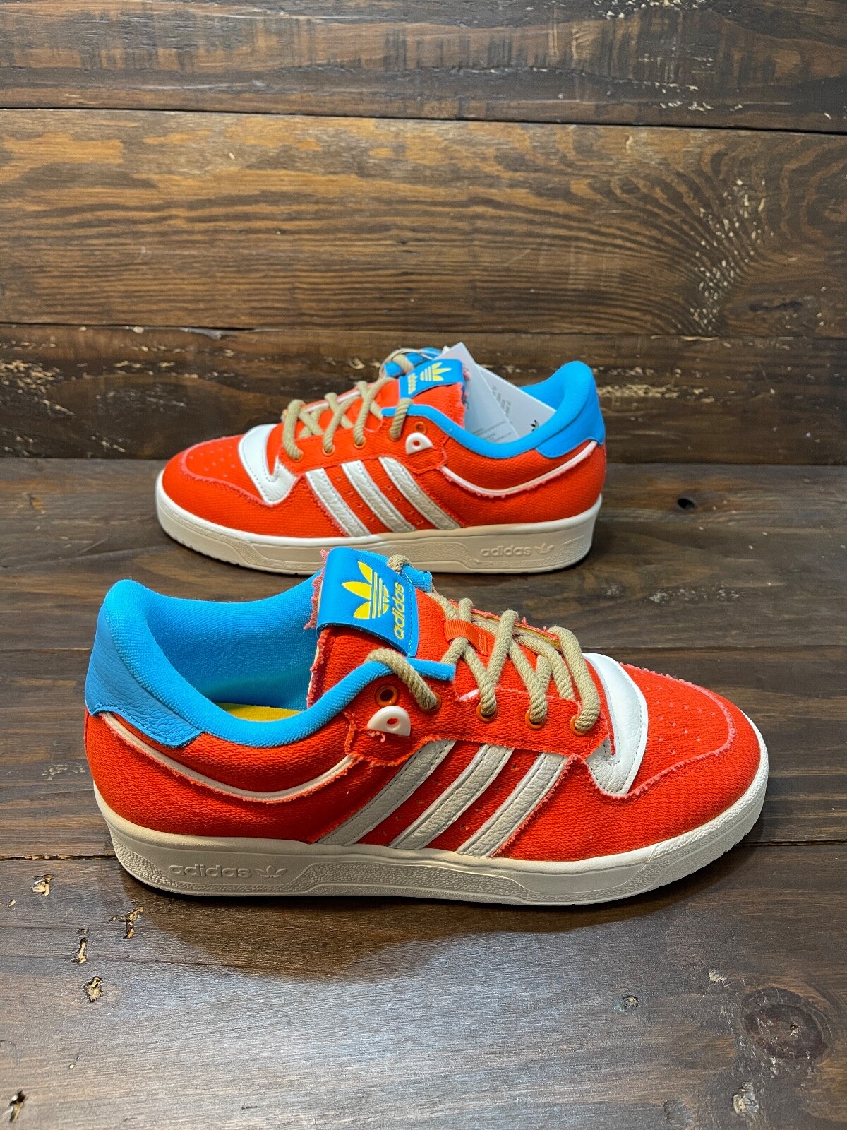10.5 Mens Adidas Simpsons Rivalry 86 Low Treehouse of Horror IE7180 ...