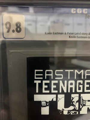 N.様　1本 TEENAGE MUTANT NINJA TURTLES #1 CGC 9.4 WHITE PAGES 5TH PRINT