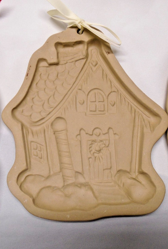 Vintage Brown Bag Christmas Gingerbread House Cookie  Mold Dated 1989