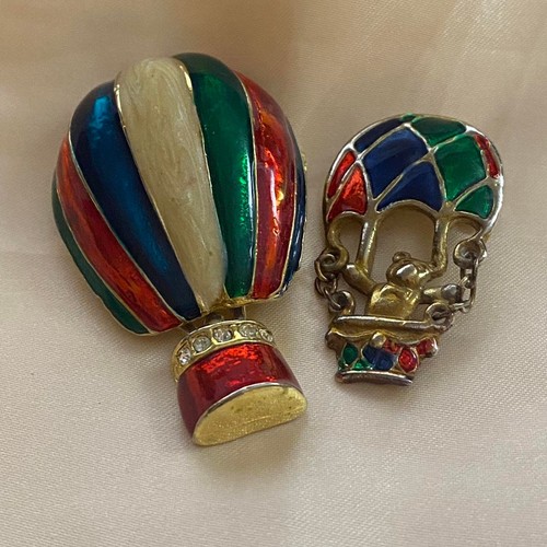 Vintage Teddy Bear hot air balloon. Happy air balloon brooches /pins