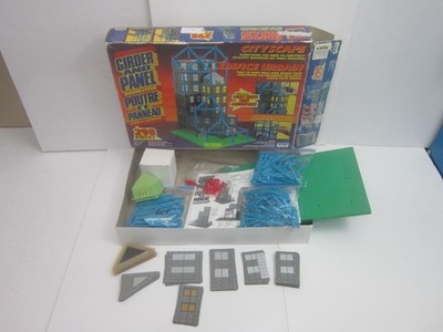 Irwin Girder & Panel Building System City Scape with Light Instructions Box