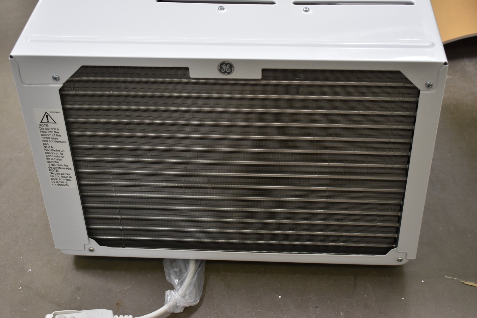 GE AHY08LZ 18" White Window Air Conditioner NOB 101426 eBay