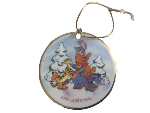 Vintage 1997 Santa display picture 1