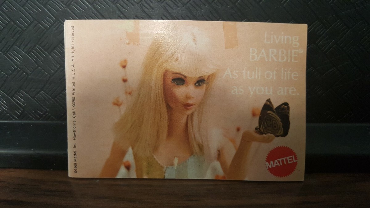 1969 FASHION BOOKLET FEATURING LIVING BARBIE AND NEW OUTFITS. TMJ