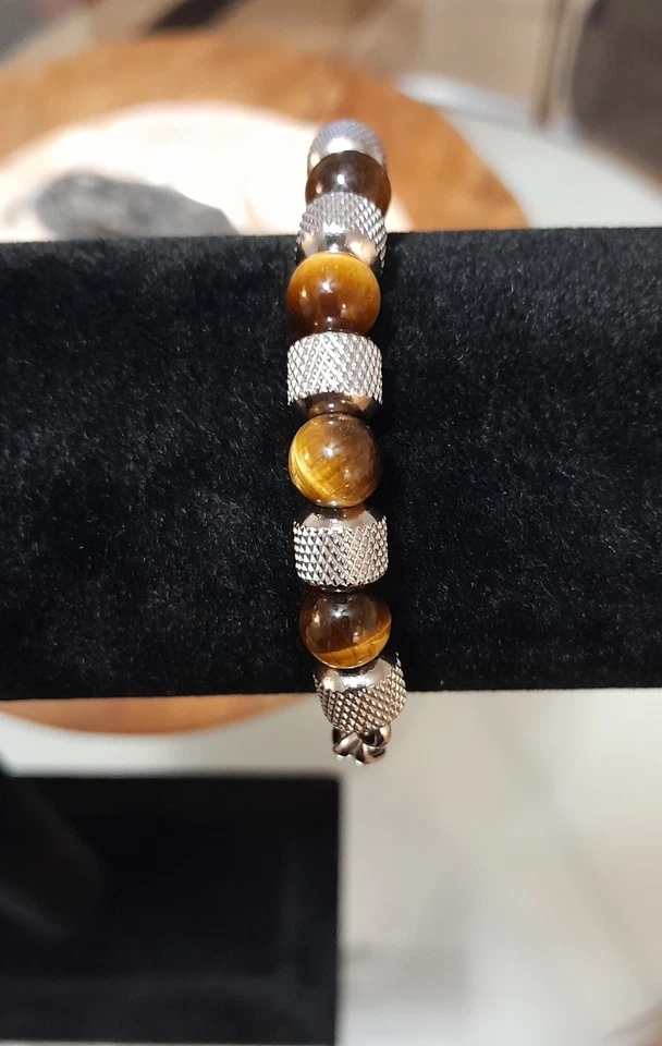 Pulsera unisex de titanio y acero inoxidable con cuentas de ojo de tigre de 8 mm Foto 2 de 4