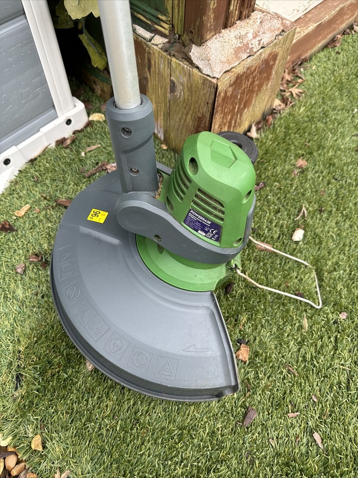 Electric Corded Grass Trimmer Strimmer Powerbase GT3011A 550w 30cm Used