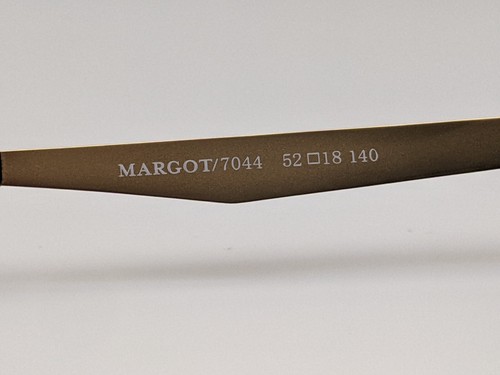 Monturas de gafas Bon Vivant Margot 7044 Butterfly Italia: negras y doradas 52-18-140 - Imagen 10 de 11