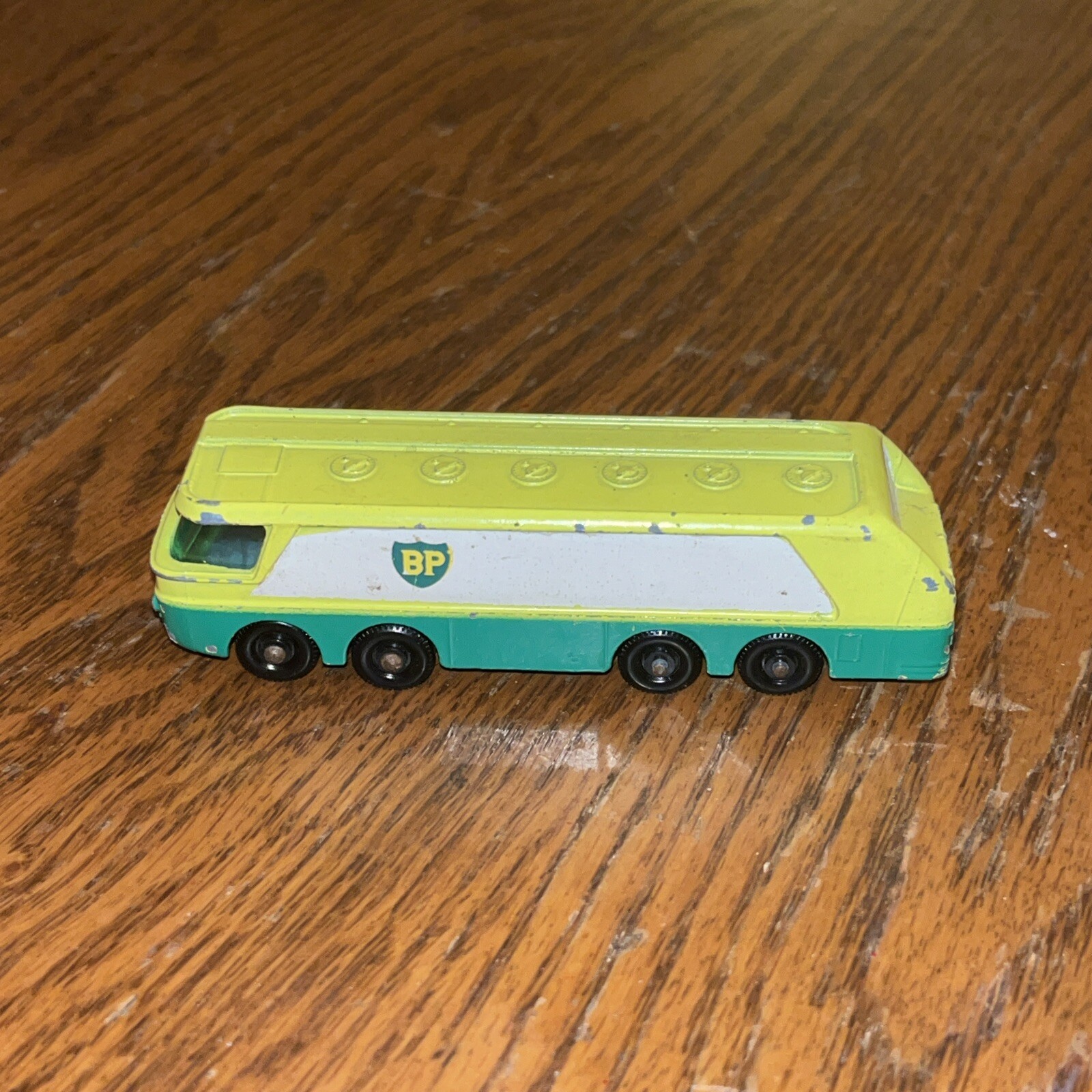 Picture 2 of 6