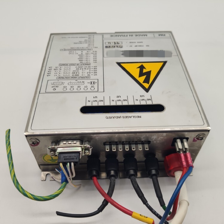Pièce électronique 1FK7042-5AK71-1KH2 Occasion - Fonctionne, Livraison Fedex/DHL