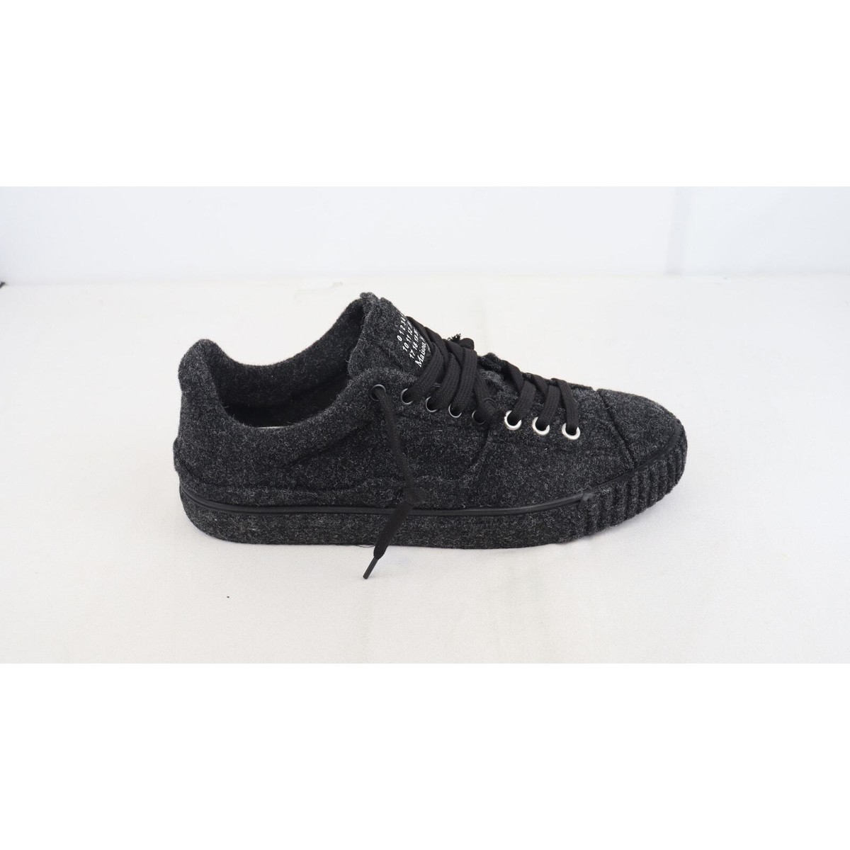 Maison Margiela evolution エボリューション　41 Maison Margiela Evolution Low Top Sneakers in Black BNIB 41 | eBay