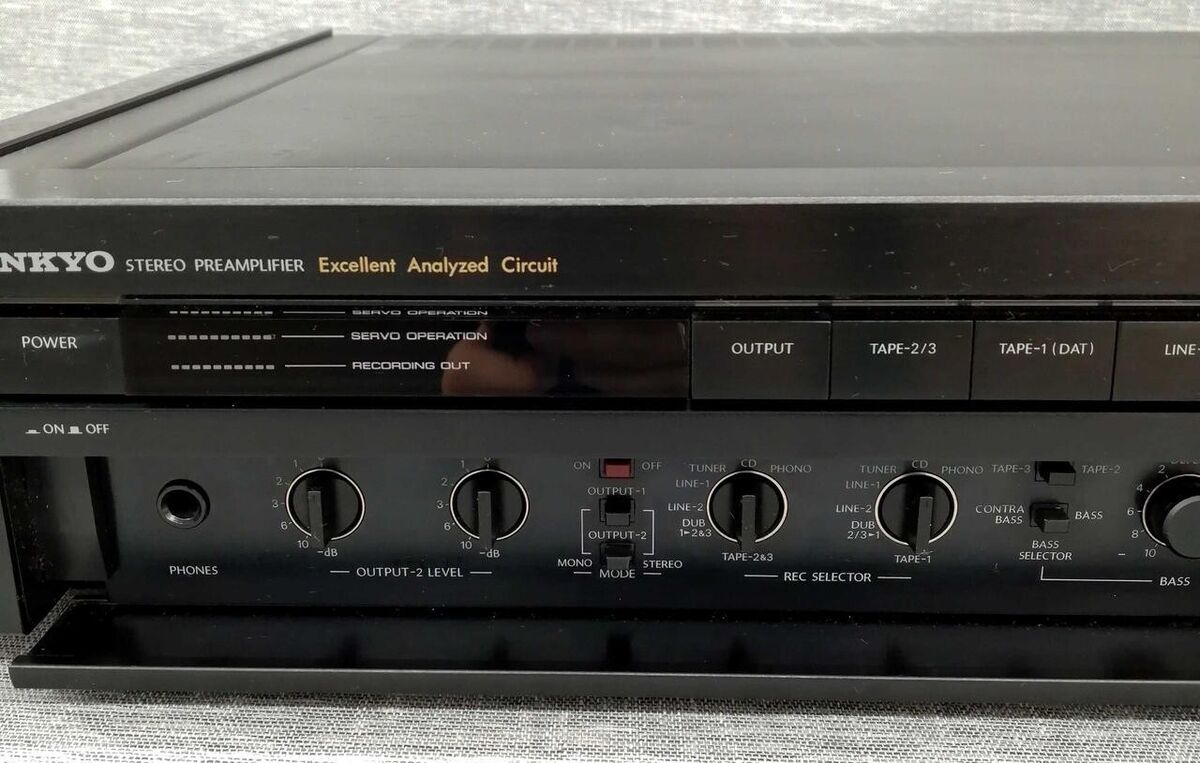 Onkyo integra P-308 Stereo Preamplifier Control Amplifier Onkyo integra P-308 Stereo Preamplifier Control Amplifier