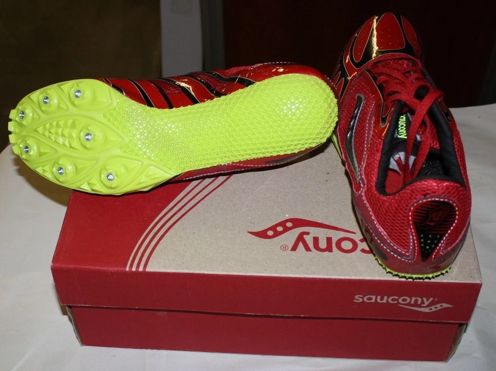 Saucony crescent top