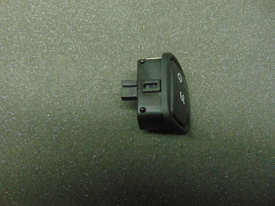 2004-2005 SATURN VUE L300 CRUISE CONTROL SWITCH 10373140 - Image 2 of 3