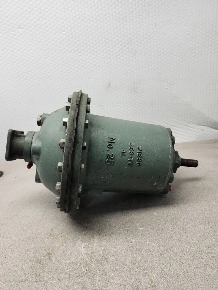NEW Itt Grinnell Air Motor Bonnet Valve Actuator NO. 25 356-T6AL - Image 3 of 4