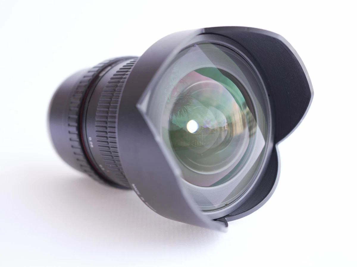 Lente Samyang 14 mm f2,8 ED AS IF UMC montura Sony E