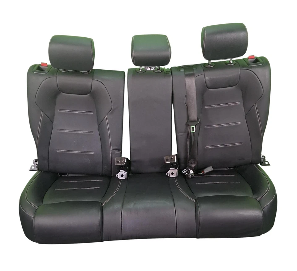 Mercedes-Benz GLA-Class Seat Set AMG Black OEM A0009102613 2021-2023 Foto 3 de 4