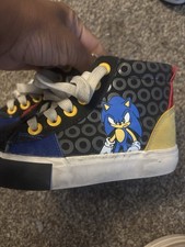 Sonic the Hedgehog Youth High-Top Sneakers