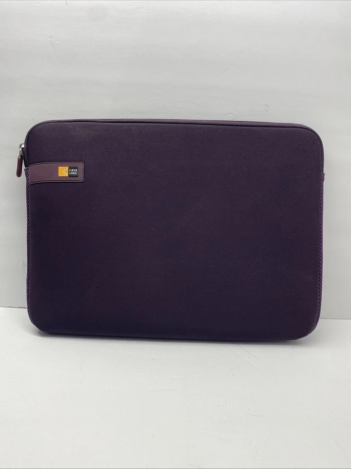 Funda para portátil CaseLogic 16" x 12" excelente estado Foto 2 de 4