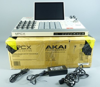 AKAI Professional MPC X SE Sampler NEUwertig + OVP + 2J. GEWÄHR!