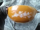 Vintage 1960's Pyrex Butterfly Gold Cinderella Mixing Bowl