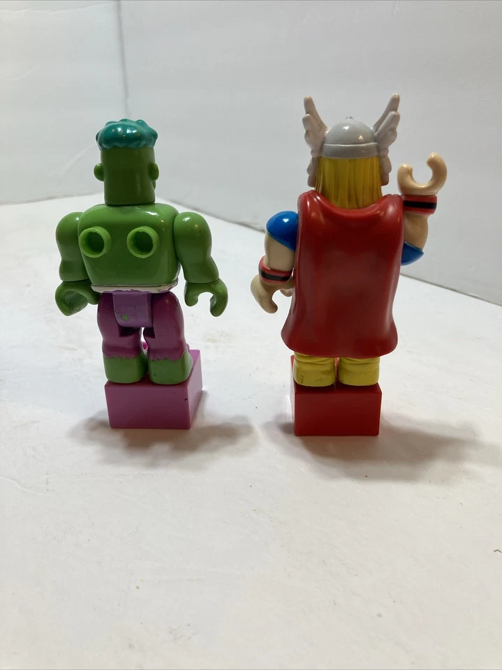 Mega Bloks 3.5” Marvel Avenger Figures Hulk & Thor - Image 2 of 2