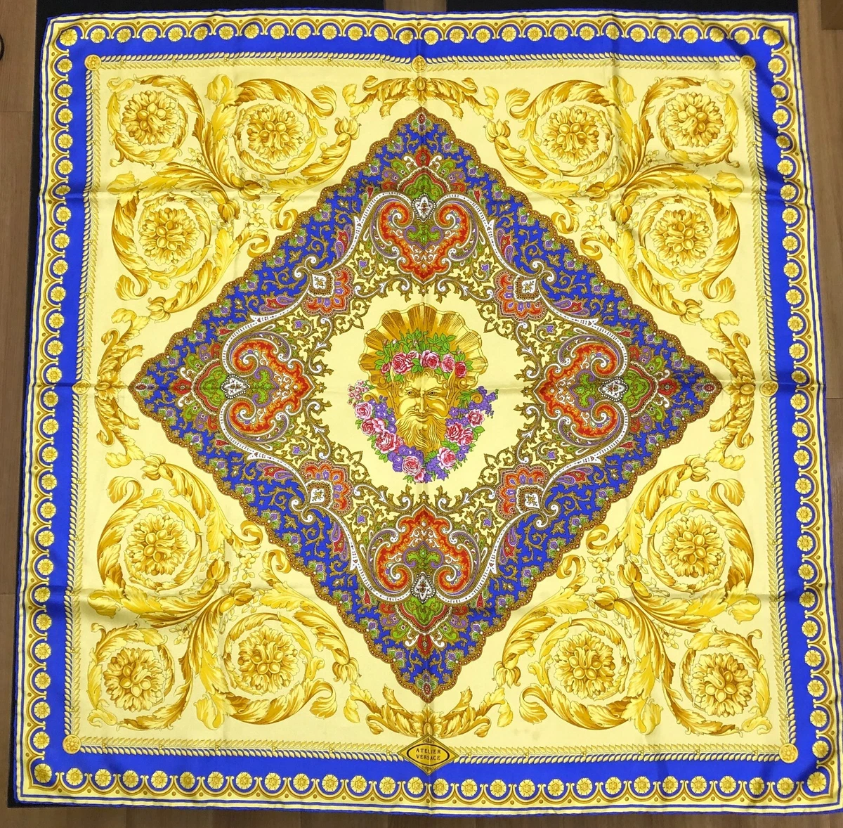 Atelier versace sale scarf