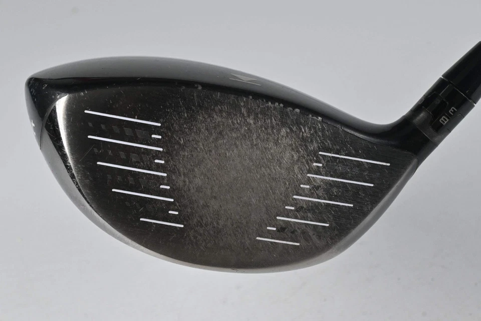 Titleist 913 D2 Driver / 10.5 Degree / Senior Flex Diamana M+ Red 50 Shaft - Image 4 of 4