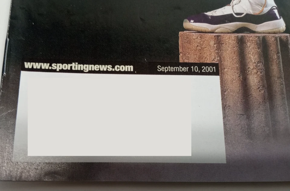 Randy Moss Cover 9/11 Sporting News  Magazine Air Jordan Xi White Purple Shoes Foto 4 de 4