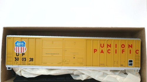 HO Roundhouse Union Pacific 50 pies FMC puerta desplazada caja coche kit hasta 300328 | Zustand: New