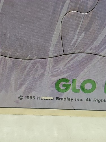 VINTAGE 1985 Bradley Glo Worm Puzzle - Hasbro Glo Friends 4568-1 25 piece - Picture 2 of 5