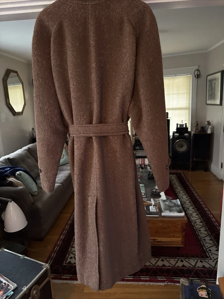 Giorgio Armani Brown Men’s Coat Great Condition Very Stylish 100%wool L Or XL - Image 3 of 4