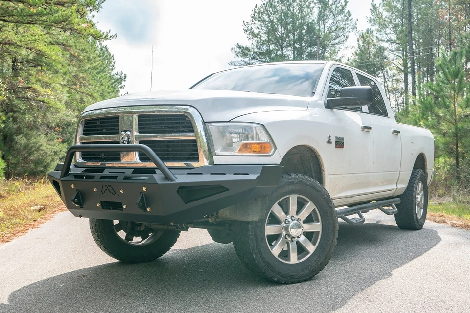 Fab Fours DR10-RS2962-1 Red Steel Front Bumper Fits 2500 3500 Ram 2500 Ram 3500 Foto 2 de 3