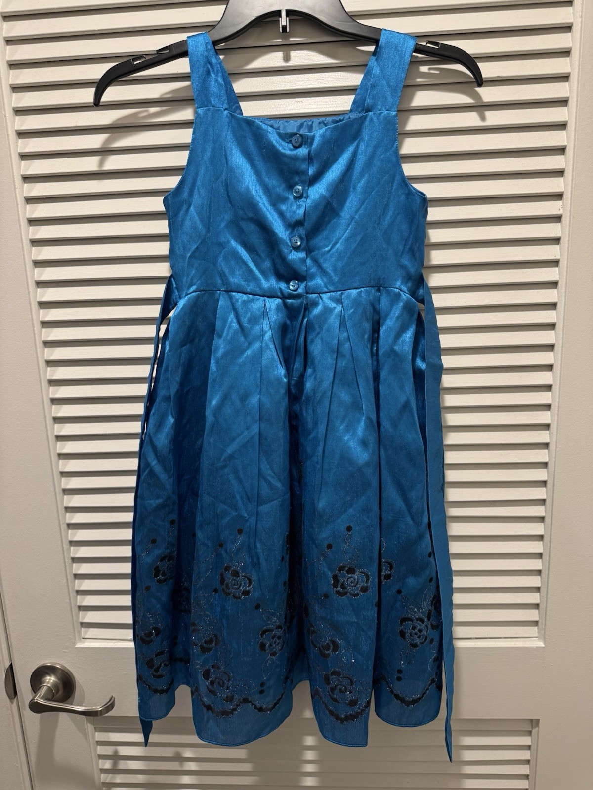 Picture 2 of 4