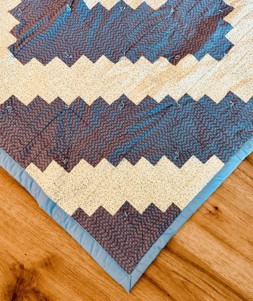 Handmade Lap Quilt Blue Periwinkle & Cream 50.5 X 50.5 Inches - Image 4 of 4