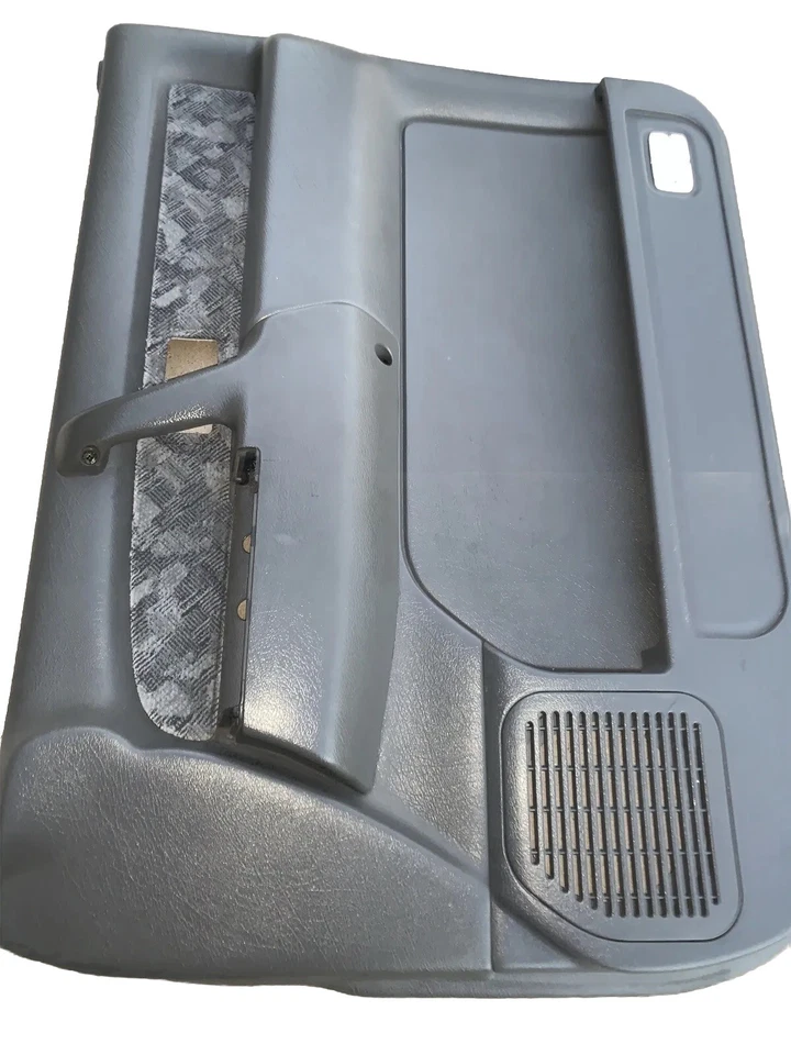 Tarjeta panel puerta 1998-2002 Isuzu Trooper pasajero derecho carbón delantero 98-02 Foto 4 de 4