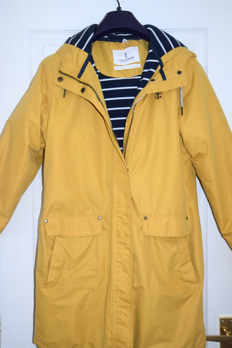Yellow Raincoat Lighthouse Iona Coat Lighthouse Woman's Yellow