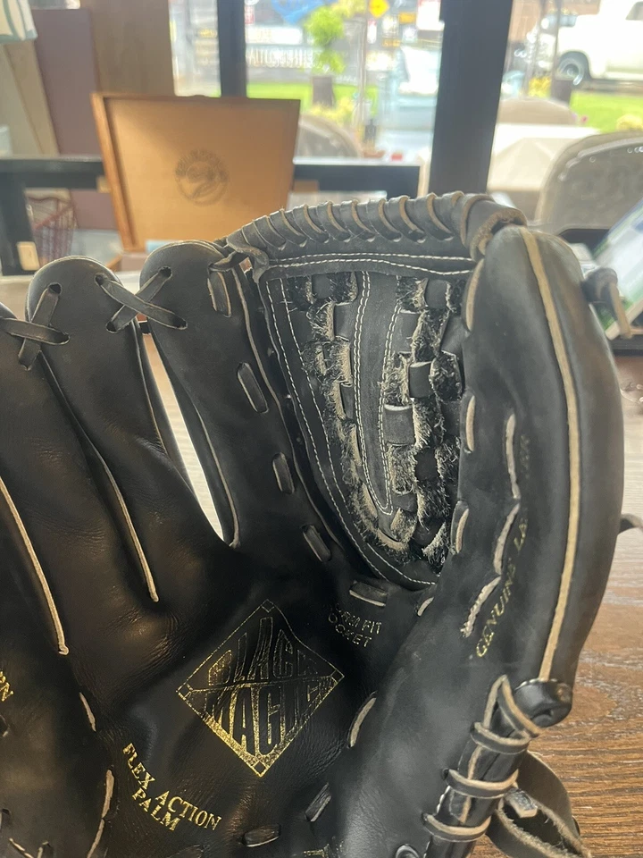 Guante de béisbol Easton 12,5” EX126B Black Magic Series LHT de cuero con guante de softbol Foto 2 de 4