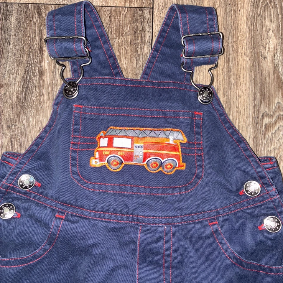 Macacão vintage anos 90 Y2K azul caminhão de bombeiros bebê tamanho 12 Mo - Imagem 2 de 4