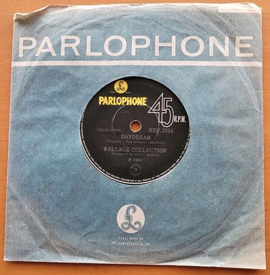 WALLACE COLLECTION    Daydream / Baby I Don't Mind - New Zealand